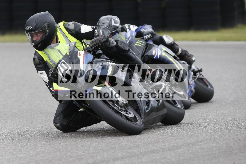 Archiv-2025/22 06.06.2025 DISCOVER the BIKE ADR/Race 3 rot/70